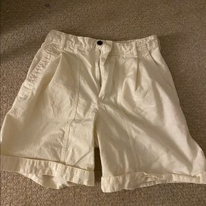 Everlane white tourist shorts